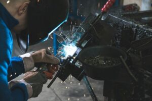 Budget 2025 introduced the Investment Boost scheme. But how can Investment Boost help you reinvest in growth and the competitiveness of your business? Here's our summary.